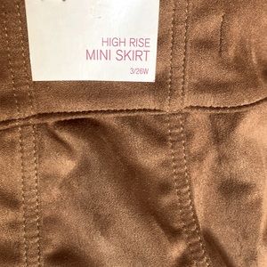 Juniors' SO® High-Rise Side Notch Mini Skirt in ELVN BROWN suede SIZE 3/26 NWT